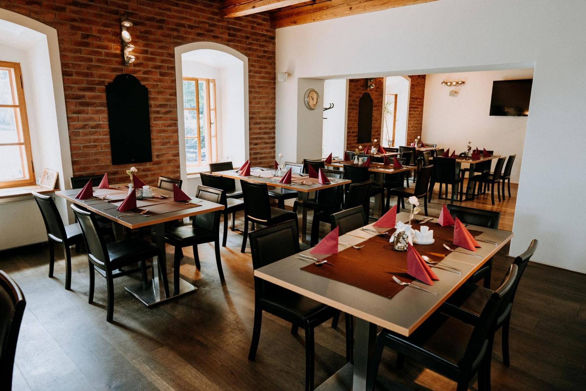 Penzion Bansky Dom Banská Štiavnica 外观 照片